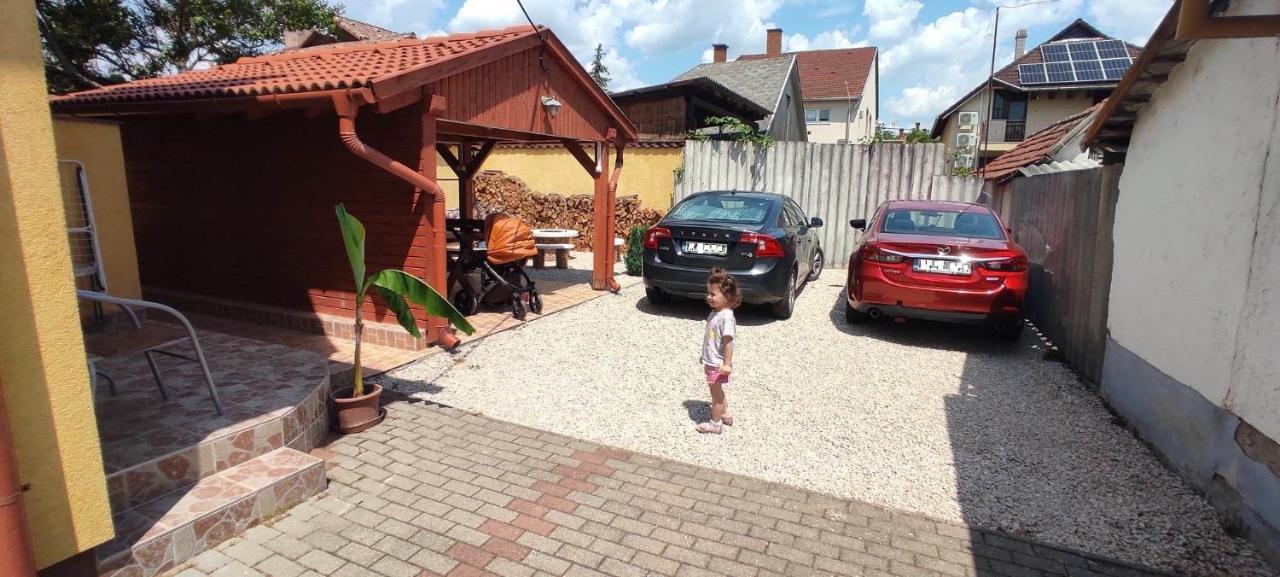 Fortuna Apartman Hajduszoboszlo Luaran gambar